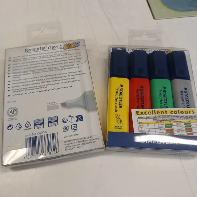 DOIS Conjuntos de 4 Marcadores Staedtler