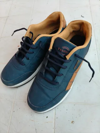 Scarpe uomo blu e marroni