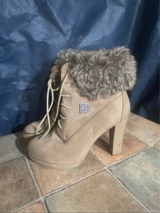 Stivaletti tacco Renato Balestra beige