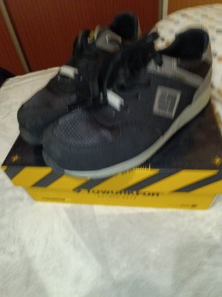 Zapatos de seguridad punta reforzada