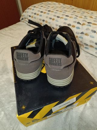 Zapatos de seguridad punta reforzada