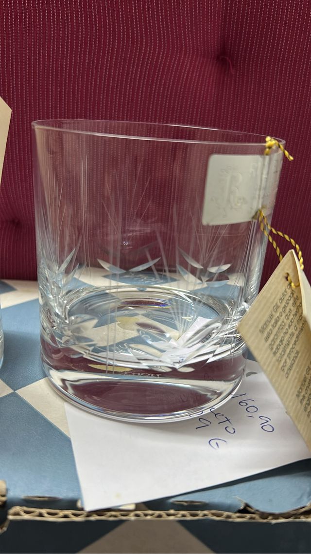 Juego de bar de cristal tallado