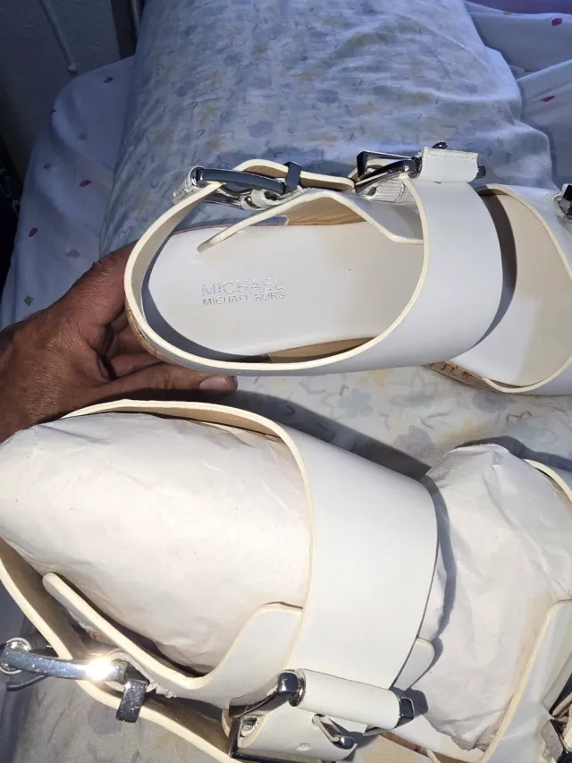 Sandalias Michael Kors Blancas Talla 38