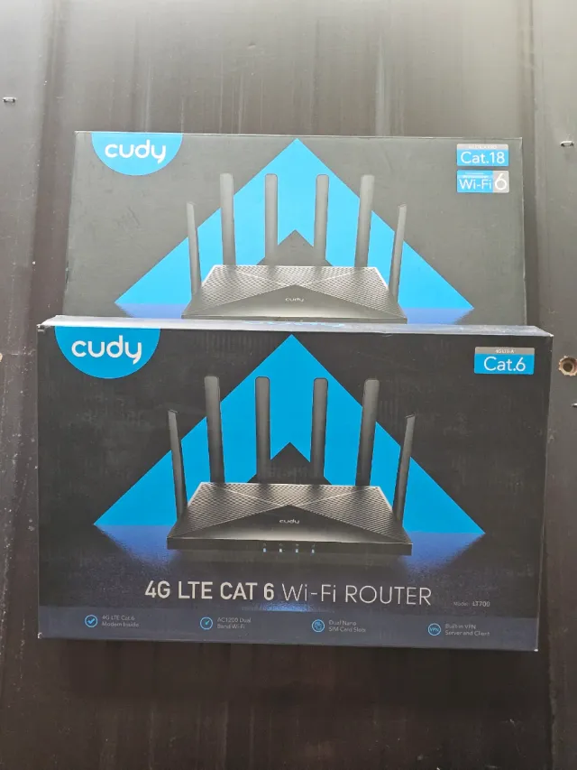 LOTE 2 Routers Cat 18 (Wi-Fi 6) + Cat 6 (LT700) 