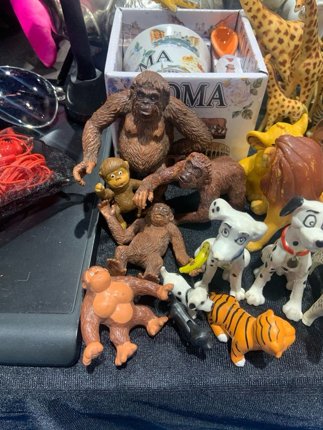 Figuritas de animales de juguete