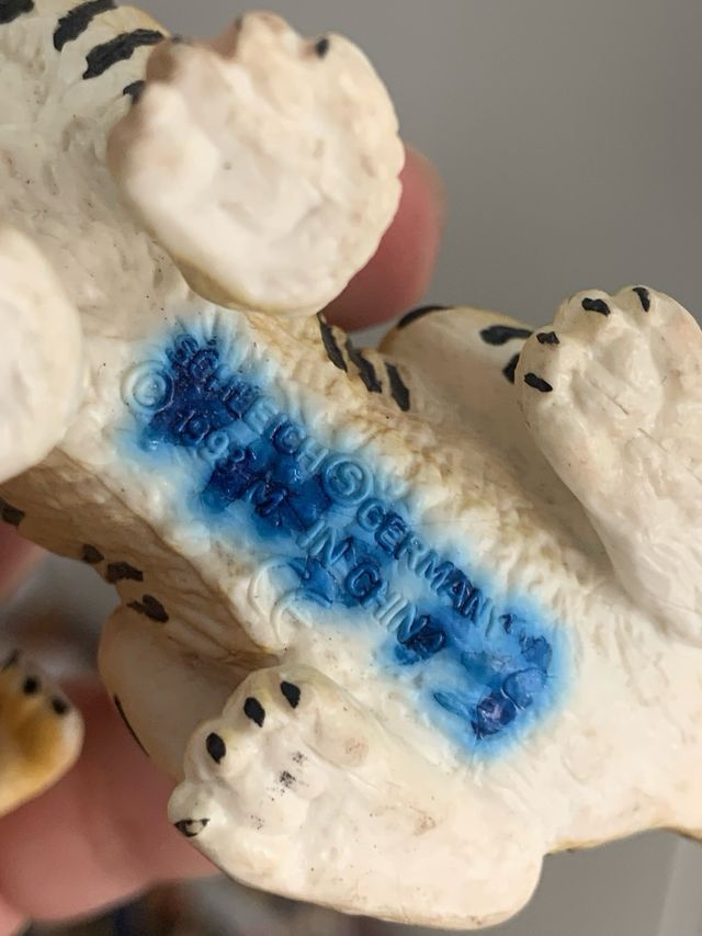 Figuritas de animales de juguete