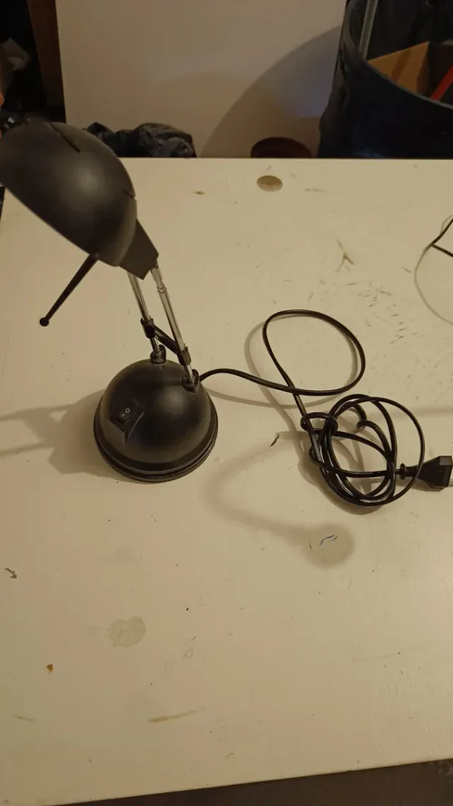 2 Lámparas de escritorio negras