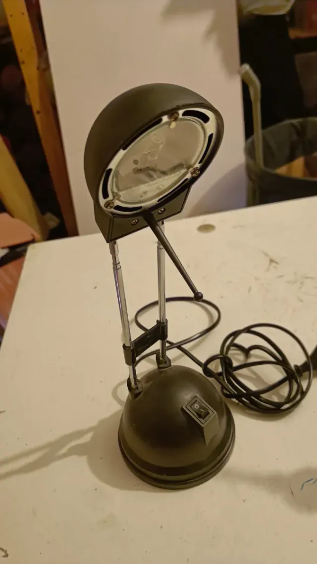 2 Lámparas de escritorio negras