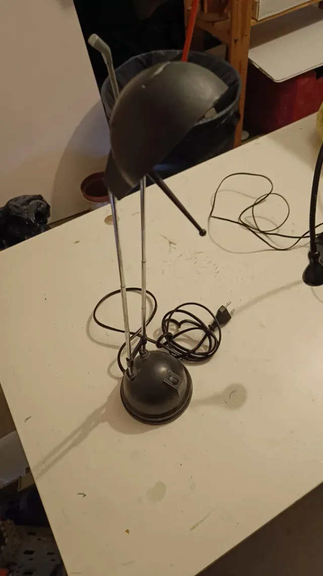 2 Lámparas de escritorio negras