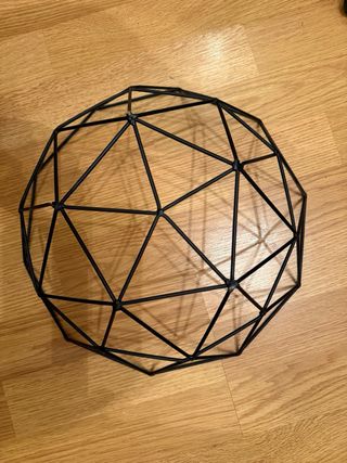 Frutero de metal negro geométrico