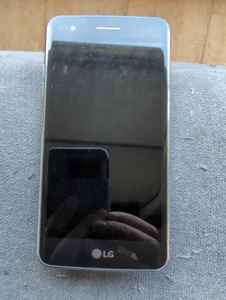 LG K8 2017 Negro