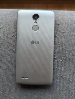 LG K8 2017 Negro