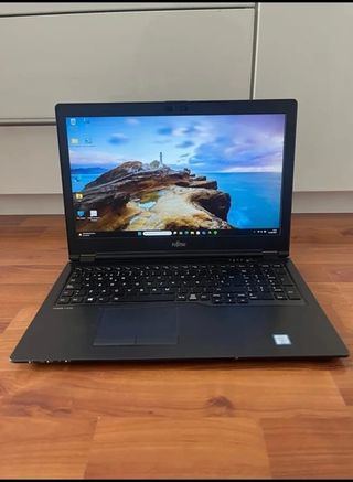 Fujitsu i7 + 16GB RAM + 512GB SSD ¡Como Nuevo!