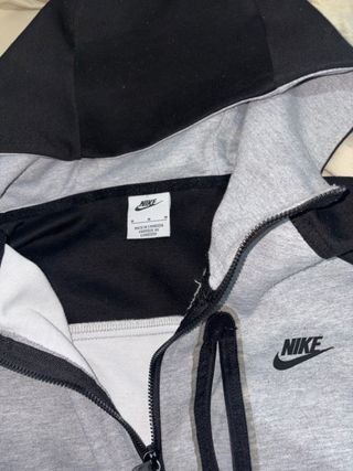 Chaqueta Nike Tech Fleece Gris y Negra