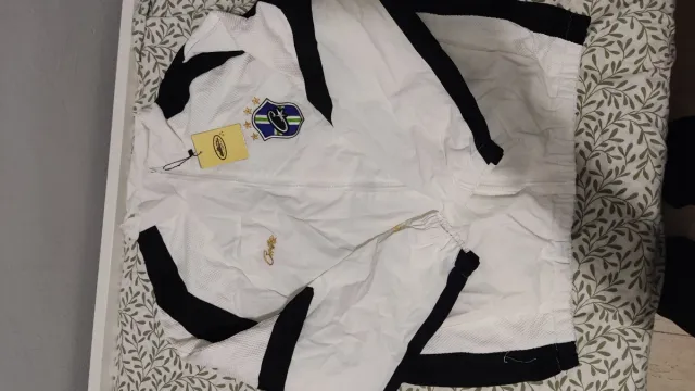 Chaqueta corteiz de brasil