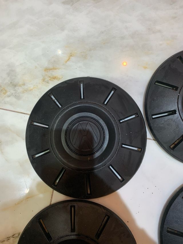 Tapacubos Volkswagen Crafter Multivan (4uds)