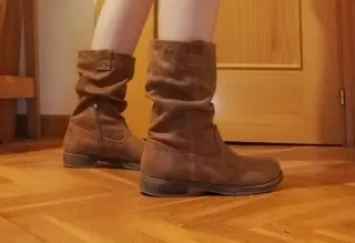 Botas marrones de ante