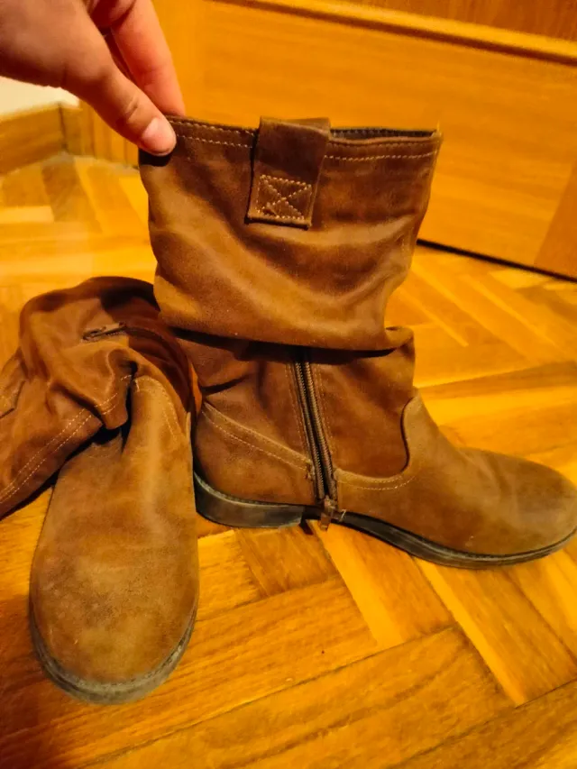 Botas marrones de ante