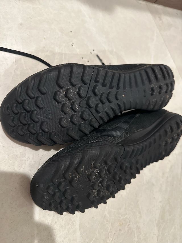 Zapatillas Nike Fútbol Negras Talla 43
