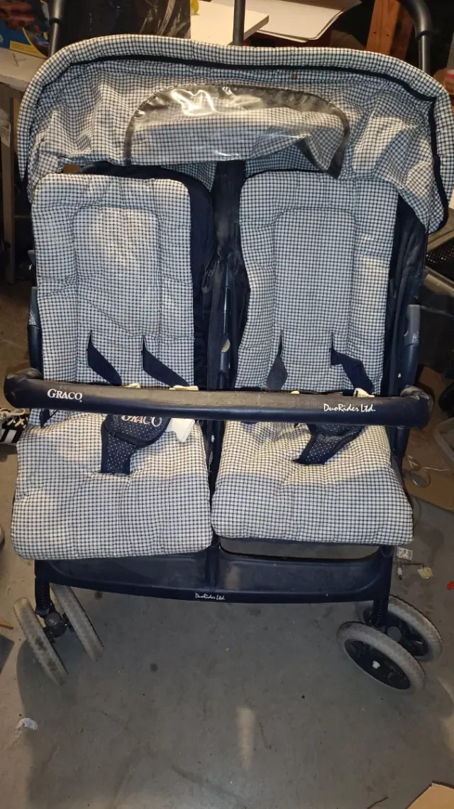 NEGOCIABLE Cochecito doble Graco DuoRider Ltd