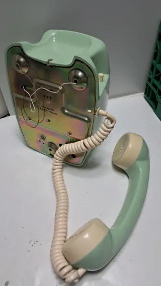 Teléfonos Rojo y verde Pared y Mesa