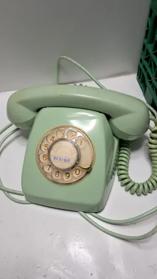 Teléfonos Rojo y verde Pared y Mesa