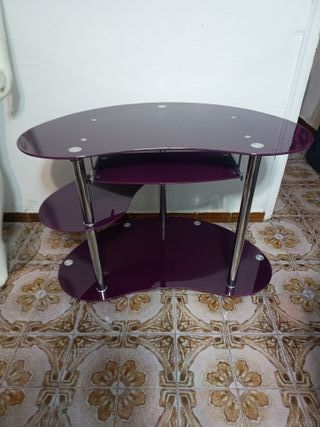Mesa morada de cristal para TV