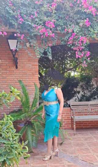 Vestido verde con flecos