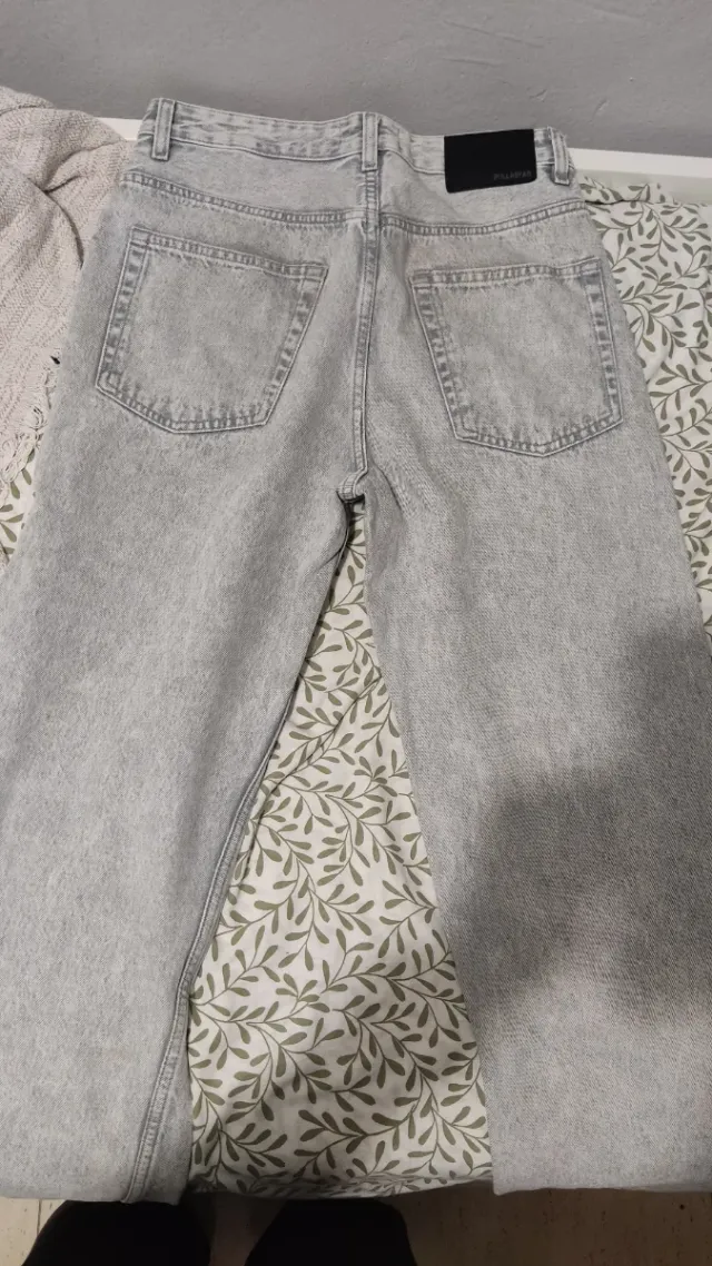 Pantalones vaqueros grises Pull&Bear baggy