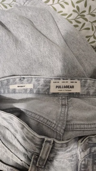 Pantalones vaqueros grises Pull&Bear baggy