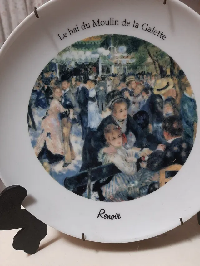 Piatti antichi in porcellana