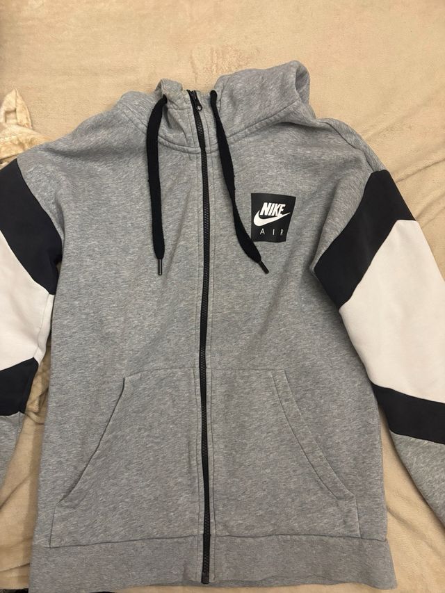 Sudadera Nike Air Gris y Blanca
