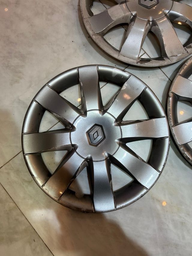 Tapacubos Renault 15 (4 unidades)