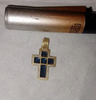 Colgante Cruz Dorado y negro