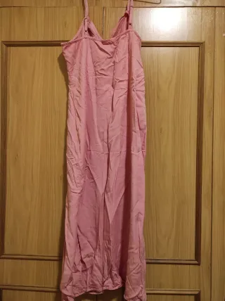 Vestido rosa con botones