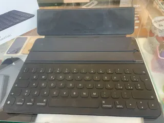 Apple Smart Keyboard Folio iPad
