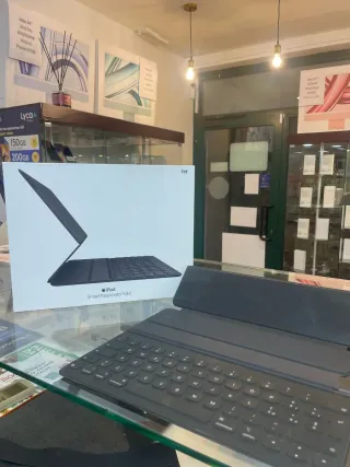 Apple Smart Keyboard Folio iPad