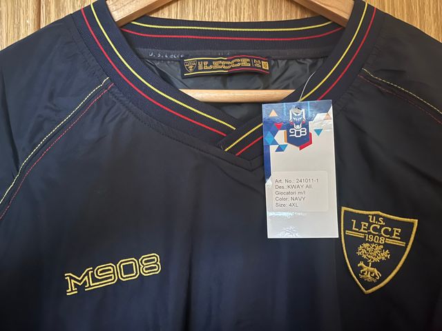 CHUBASQUERO EQUIPO FUTBOL US LECCE