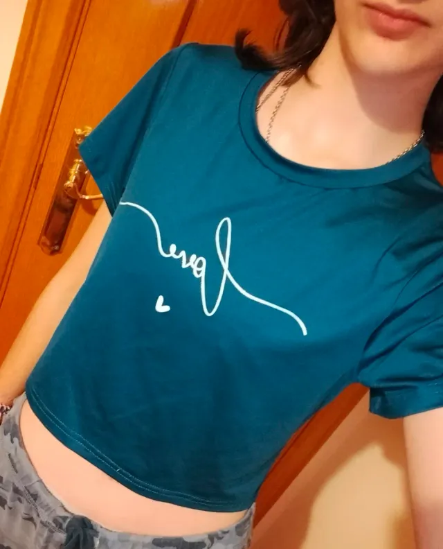 Camiseta crop top love niña 10 años