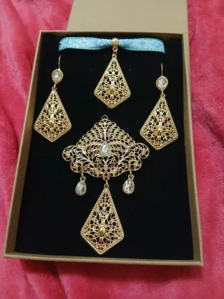 Aderezo trajes regionales adulta dorado 