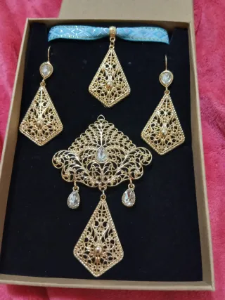 Aderezo trajes regionales adulta dorado 