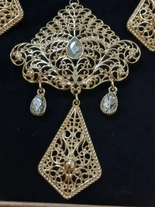 Aderezo trajes regionales adulta dorado 