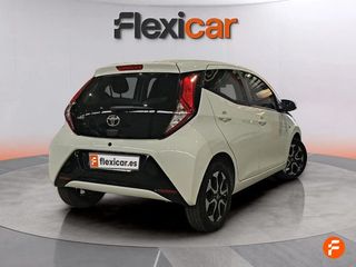 Toyota Aygo 1.0 70 x-play