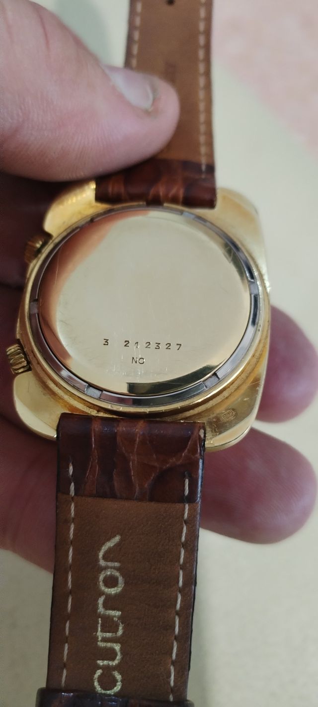 Reloj Bulova Accutron Oro 18k