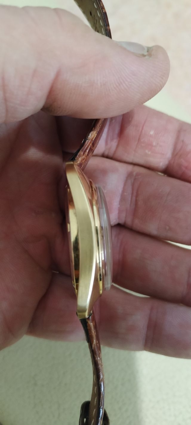 Reloj Bulova Accutron Oro 18k