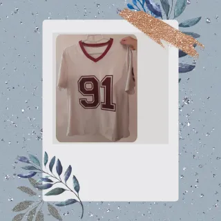 Camiseta manga corta cuello en V talla S