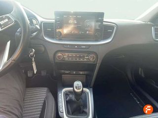 Kia Ceed 1.6 MHEV iMT 100kW (136CV) Drive