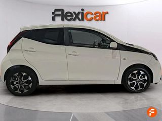 Toyota Aygo 1.0 70 x-play
