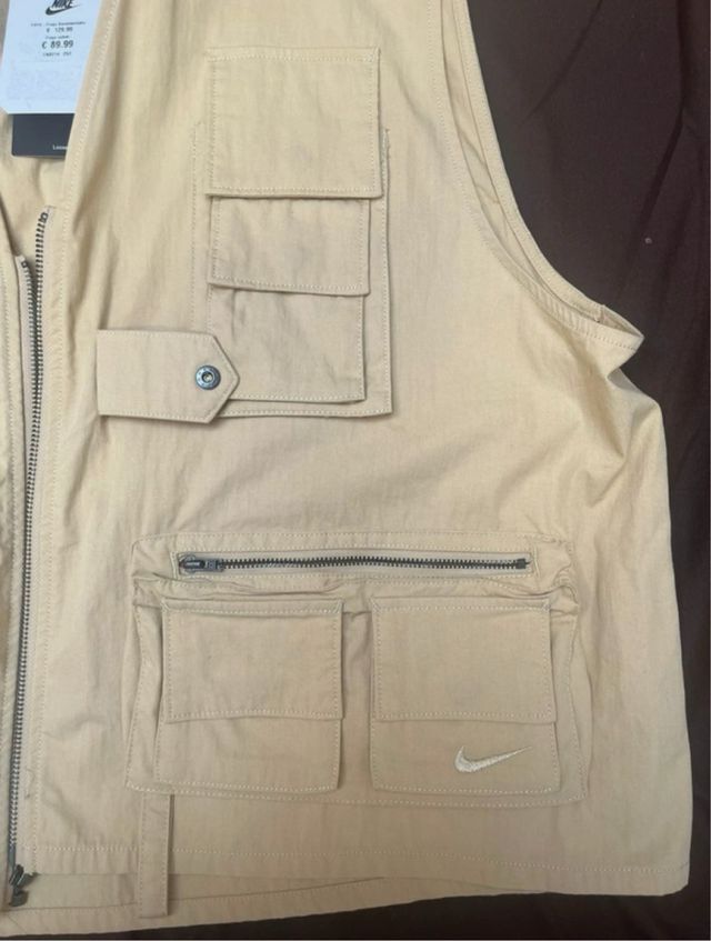 Chaleco Nike Beige Táctico Bolsillos