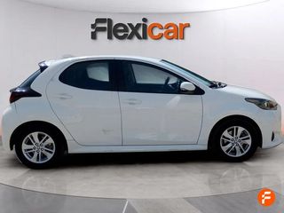 Toyota Yaris 1.5 120H Business Plus